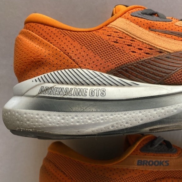 BROOKS Adrenaline GTS 24 Men’s Sneakers Size 9.5 - Picture 5 of 12